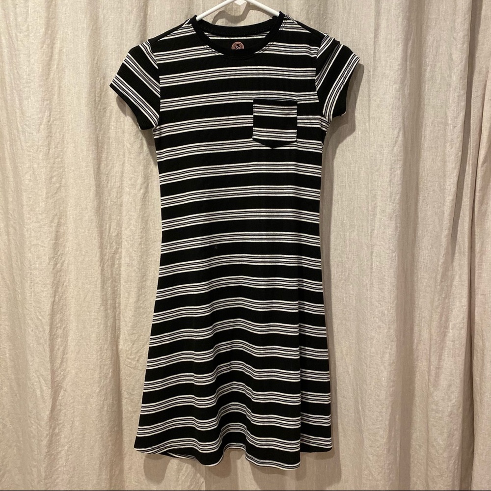 Juniors T-shirt Dress